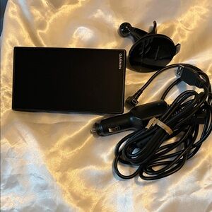 New Garmin 145-01615-12 Black GPS Device with Accessories